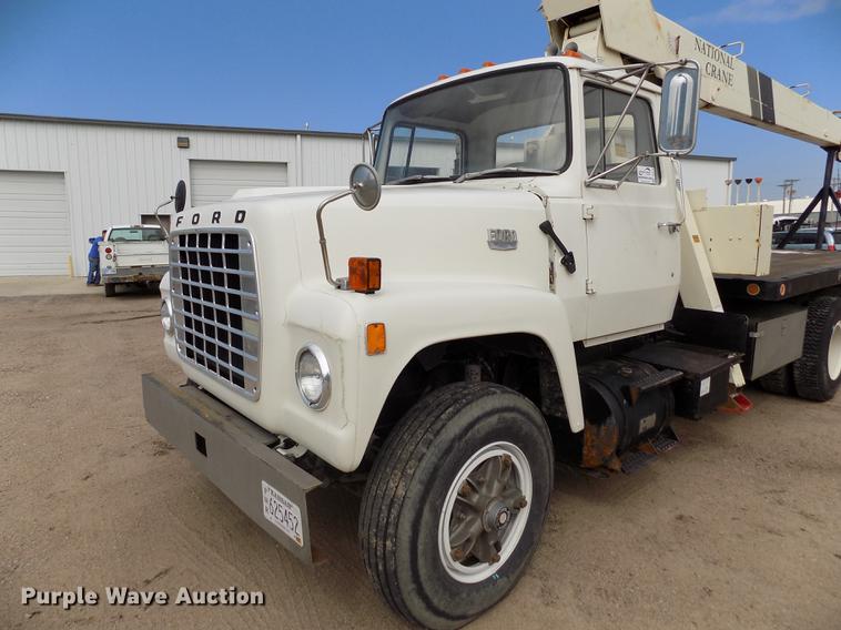 image for item DB9138 1978 Ford crane truck