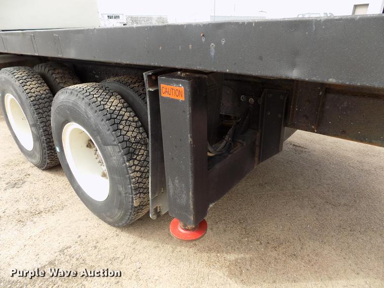 image for item DB9138 1978 Ford crane truck