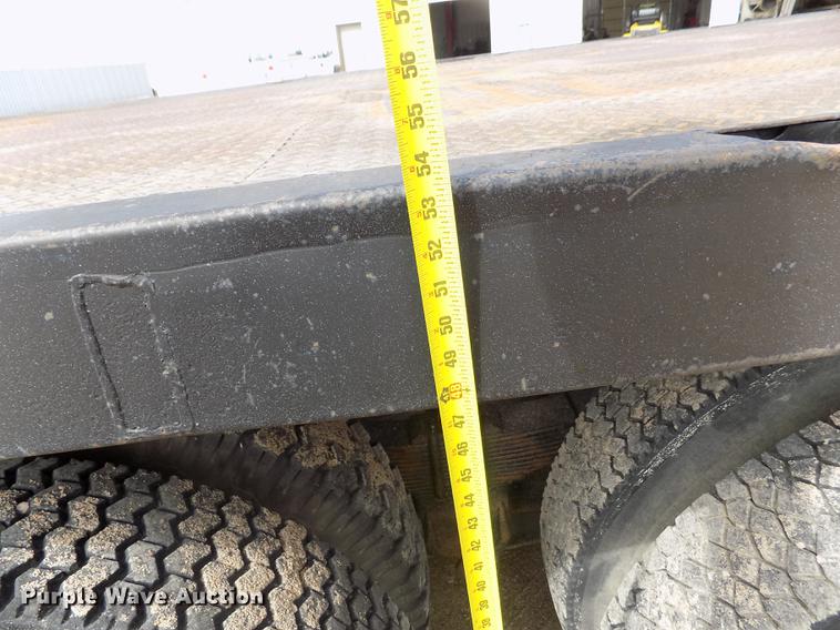 image for item DB9138 1978 Ford crane truck