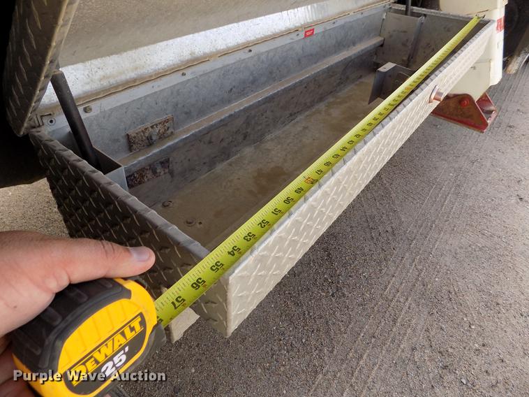 image for item DB9138 1978 Ford crane truck