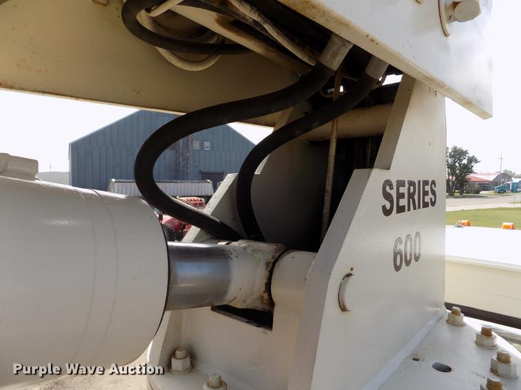 image for item DB9138 1978 Ford crane truck