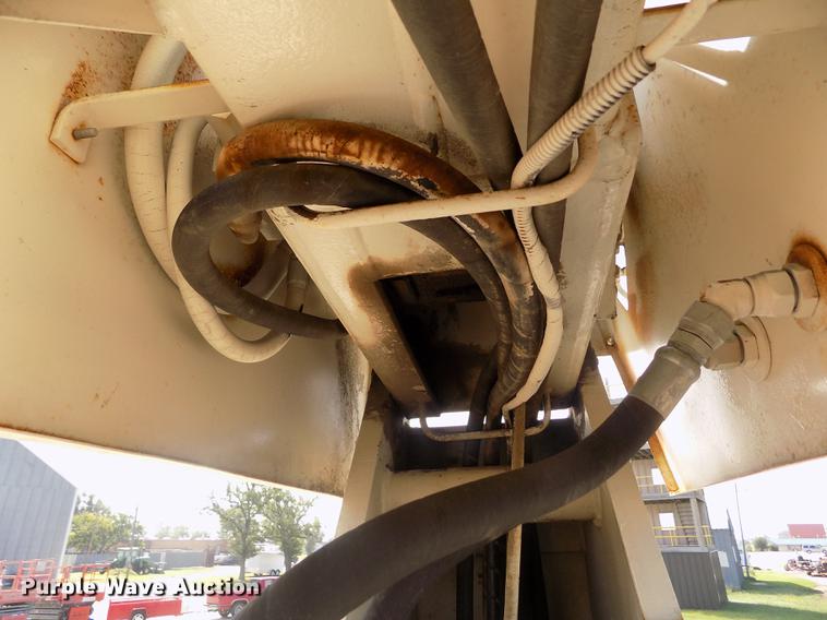 image for item DB9138 1978 Ford crane truck