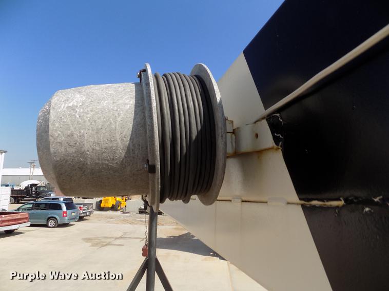 image for item DB9138 1978 Ford crane truck