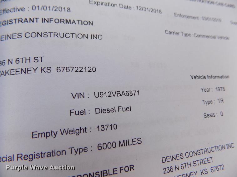 image for item DB9138 1978 Ford crane truck