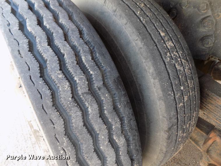 image for item DB9138 1978 Ford crane truck