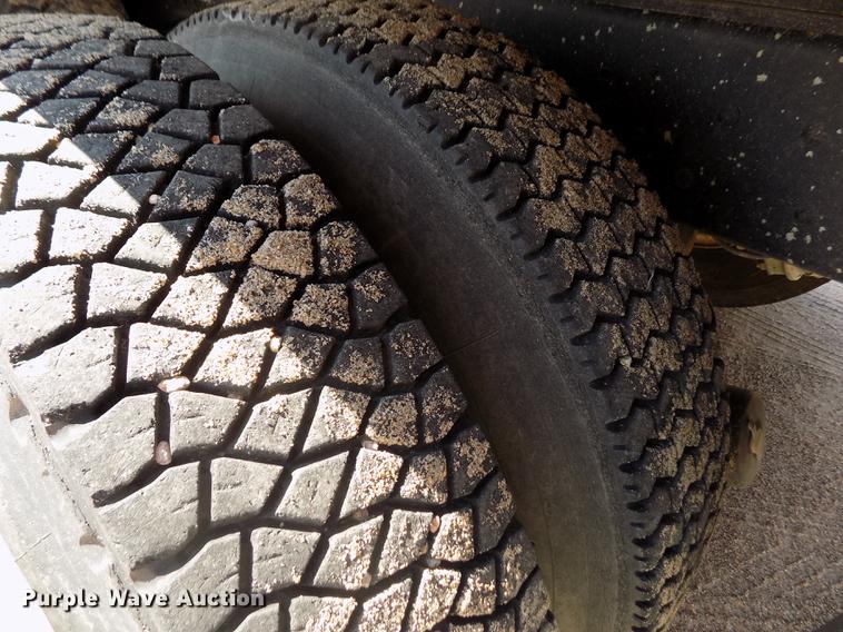 image for item DB9138 1978 Ford crane truck