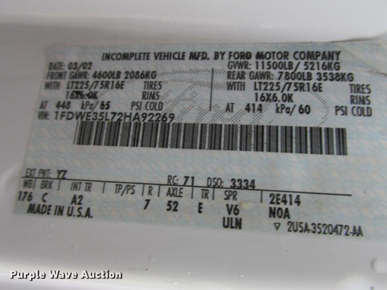 image for item DB9312 2002 Ford Econoline E350 Super Duty service and lube box truck