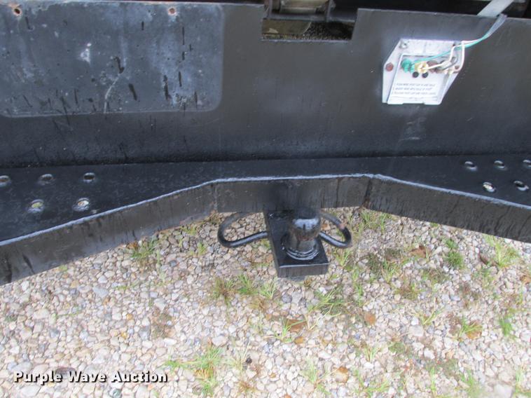 image for item DB9312 2002 Ford Econoline E350 Super Duty service and lube box truck