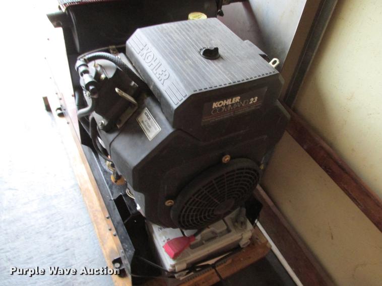 image for item DB9312 2002 Ford Econoline E350 Super Duty service and lube box truck