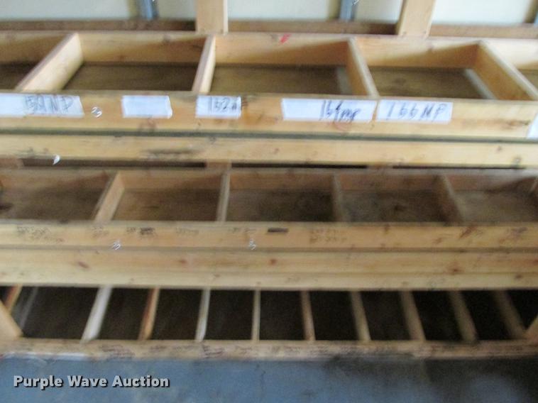 image for item DB9312 2002 Ford Econoline E350 Super Duty service and lube box truck