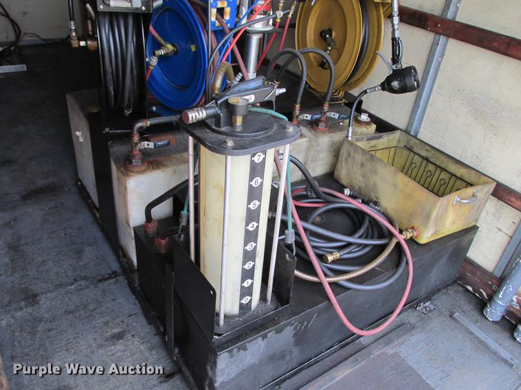 image for item DB9312 2002 Ford Econoline E350 Super Duty service and lube box truck