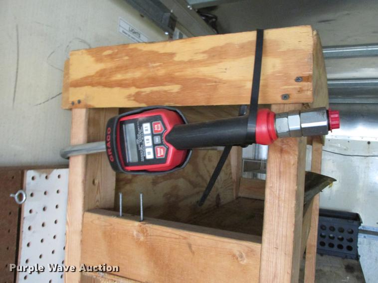 image for item DB9312 2002 Ford Econoline E350 Super Duty service and lube box truck