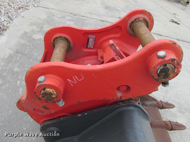 image for item DB9316 2016 Komatsu excavator bucket