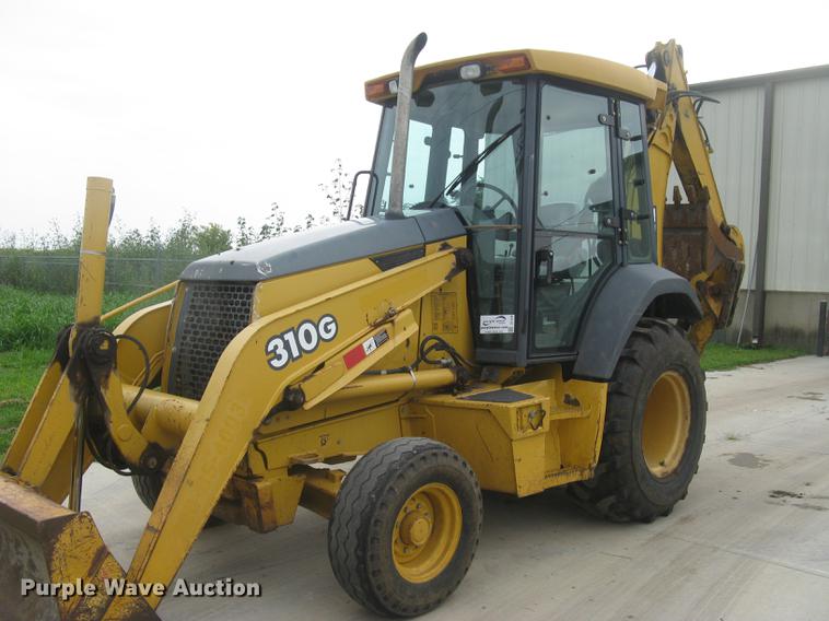 image for item DC1289 2004 John Deere 310G backhoe