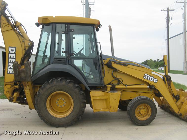 image for item DC1289 2004 John Deere 310G backhoe
