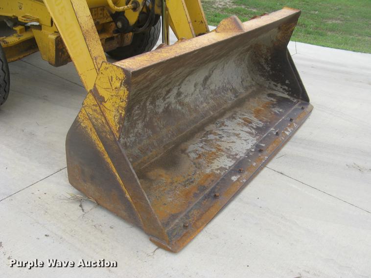 image for item DC1289 2004 John Deere 310G backhoe