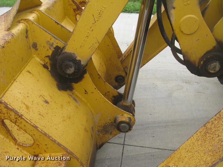 image for item DC1289 2004 John Deere 310G backhoe