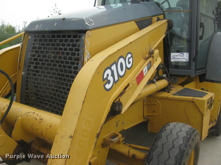 image for item DC1289 2004 John Deere 310G backhoe