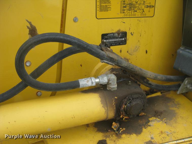 image for item DC1289 2004 John Deere 310G backhoe