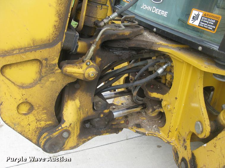 image for item DC1289 2004 John Deere 310G backhoe