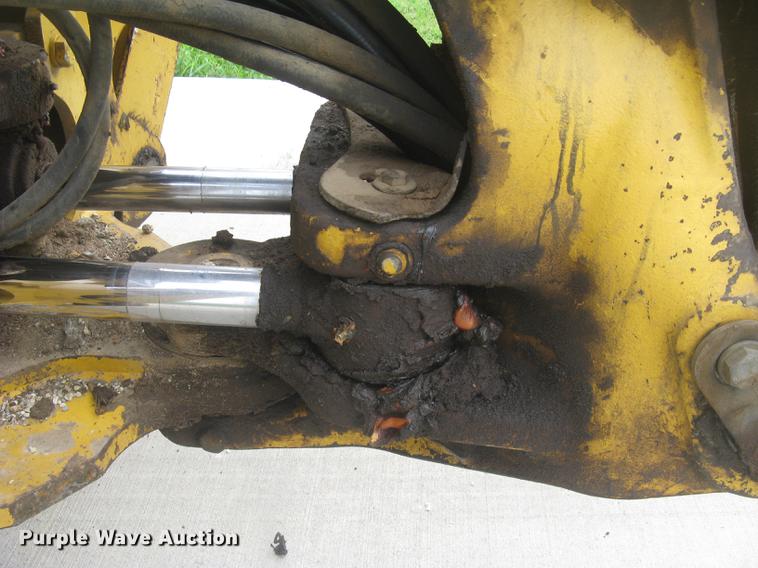 image for item DC1289 2004 John Deere 310G backhoe
