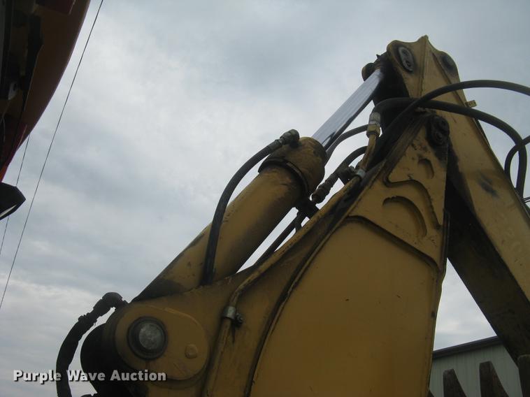 image for item DC1289 2004 John Deere 310G backhoe