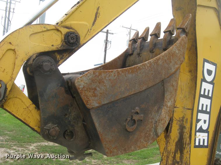 image for item DC1289 2004 John Deere 310G backhoe