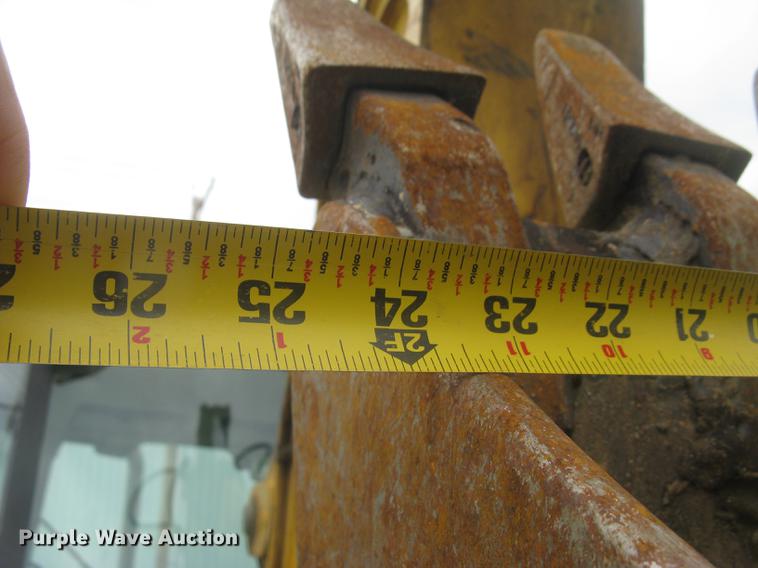 image for item DC1289 2004 John Deere 310G backhoe