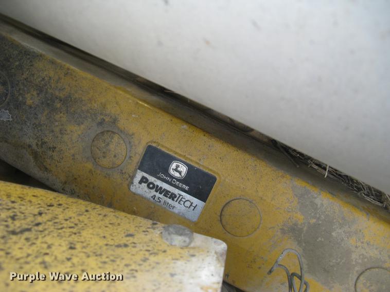 image for item DC1289 2004 John Deere 310G backhoe