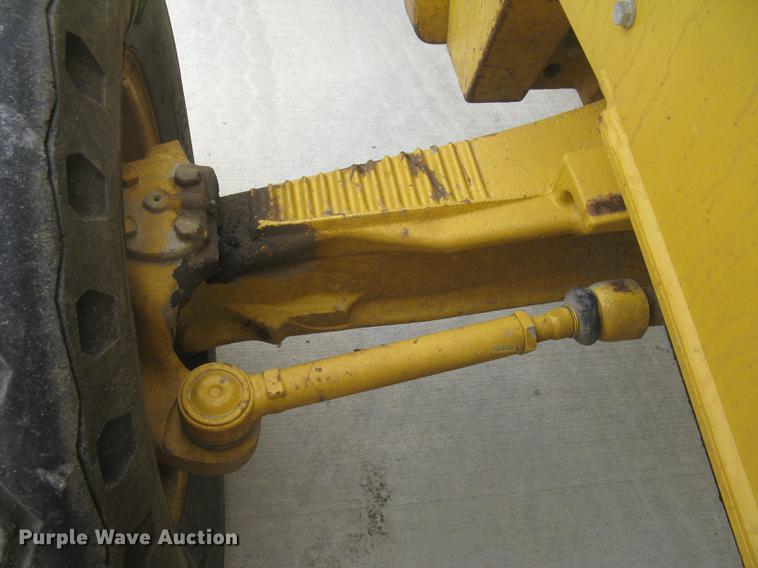image for item DC1289 2004 John Deere 310G backhoe