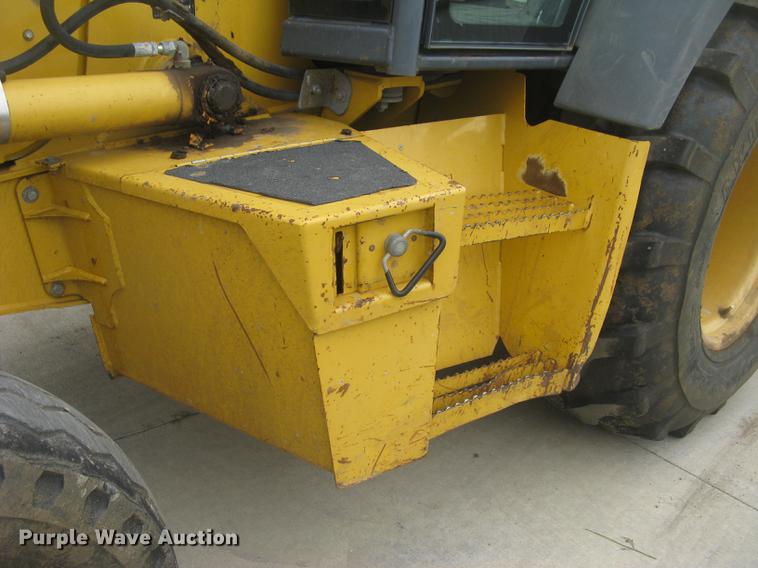 image for item DC1289 2004 John Deere 310G backhoe
