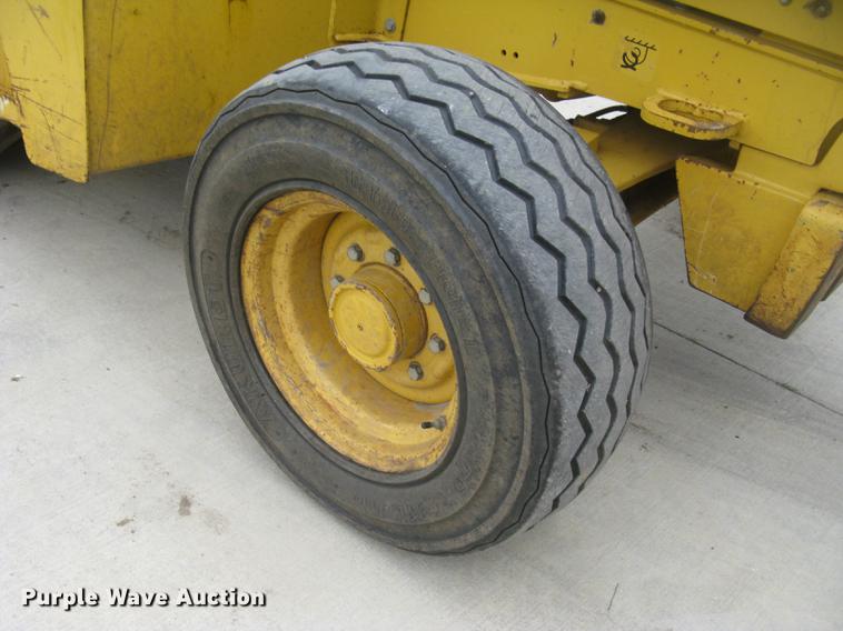 image for item DC1289 2004 John Deere 310G backhoe