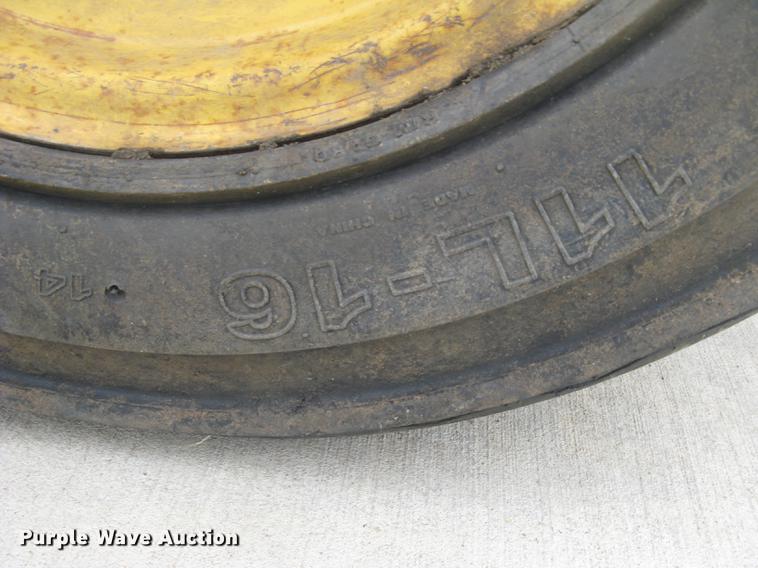 image for item DC1289 2004 John Deere 310G backhoe