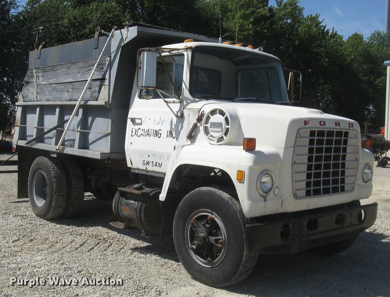 image for item DC1290 1977 Ford 8000 dump truck