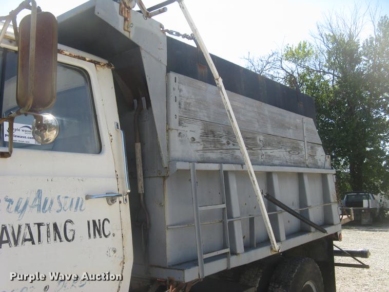 image for item DC1290 1977 Ford 8000 dump truck