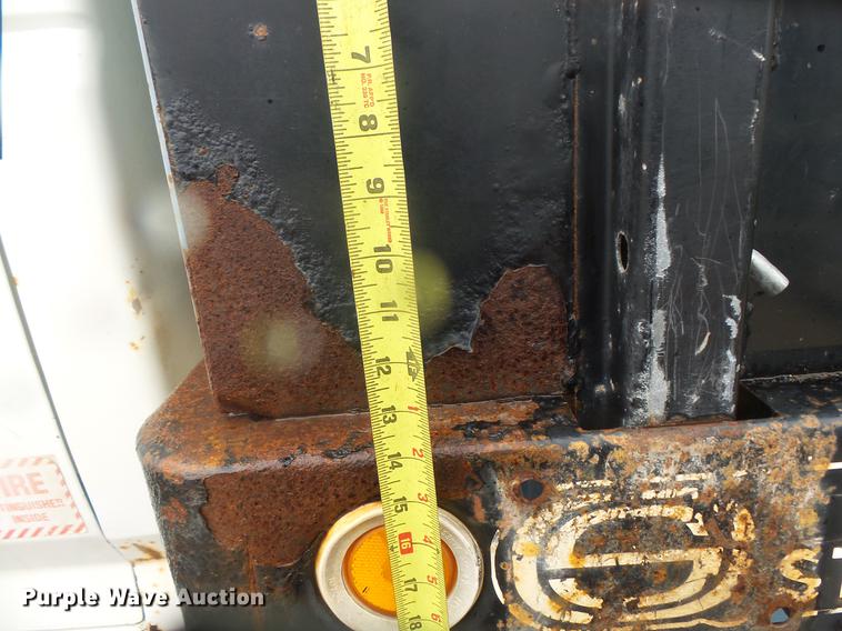 image for item DD4273 1994 Ford F700 dump truck