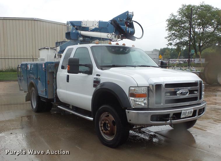 image for item DD4274 2009 Ford F550 Super Duty bucket truck