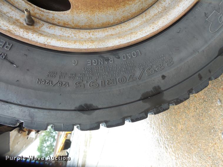 image for item DD4274 2009 Ford F550 Super Duty bucket truck