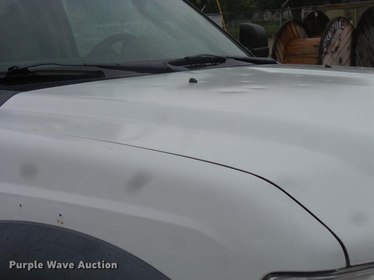 image for item DD4274 2009 Ford F550 Super Duty bucket truck