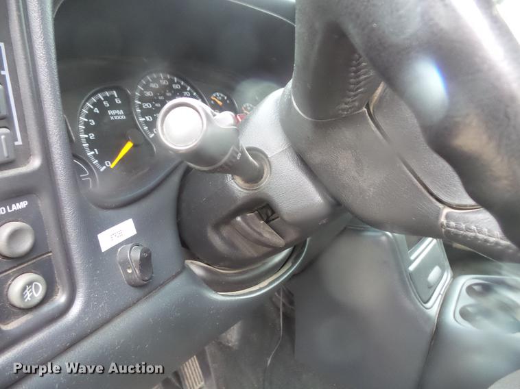 image for item DD4275 2001 Chevrolet Silverado 1500 Ext.Cab pickup truck