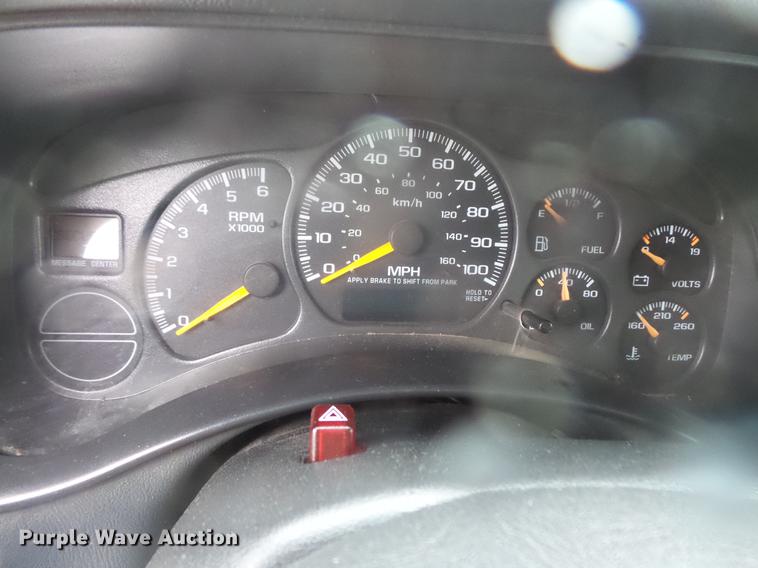 image for item DD4275 2001 Chevrolet Silverado 1500 Ext.Cab pickup truck