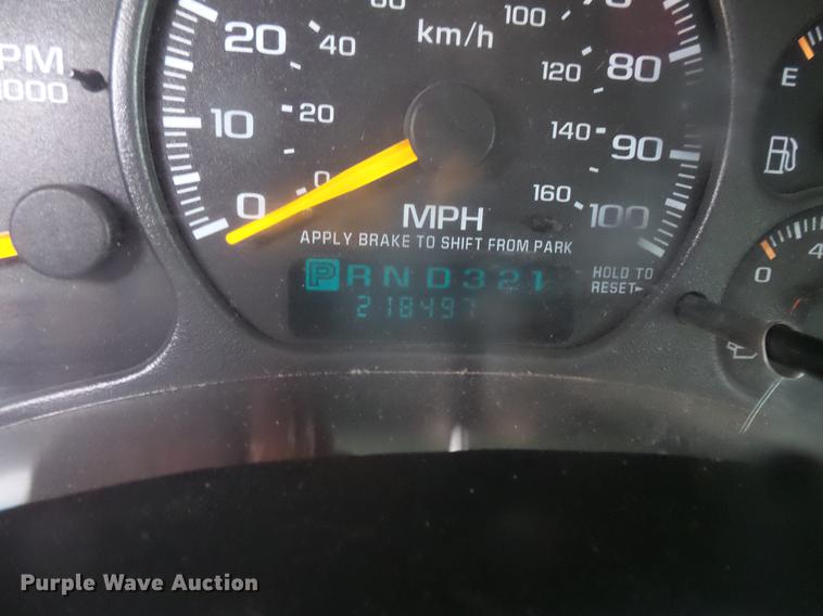 image for item DD4275 2001 Chevrolet Silverado 1500 Ext.Cab pickup truck