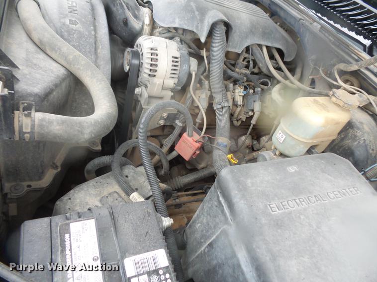 image for item DD4275 2001 Chevrolet Silverado 1500 Ext.Cab pickup truck