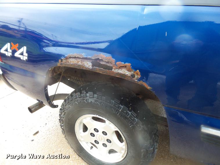 image for item DD4275 2001 Chevrolet Silverado 1500 Ext.Cab pickup truck