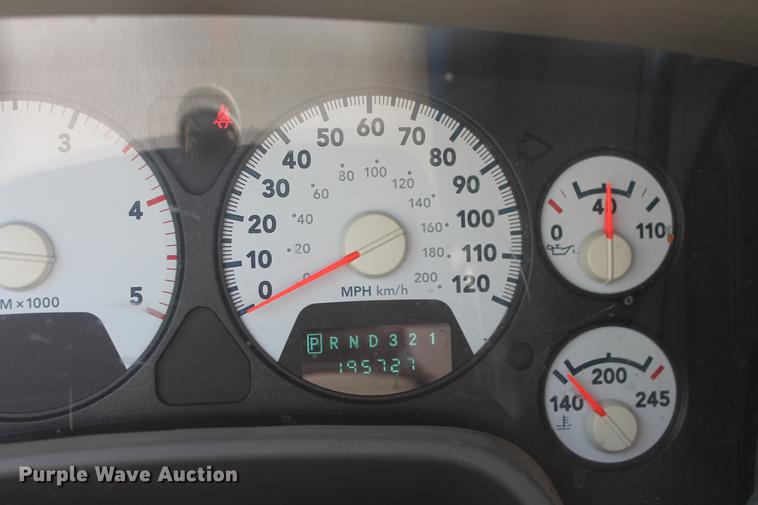 image for item DD5296 2008 Dodge Ram 4500HD bucket truck