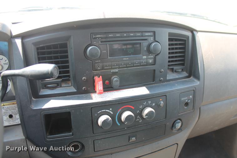 image for item DD5296 2008 Dodge Ram 4500HD bucket truck