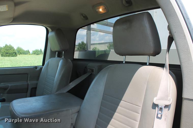 image for item DD5296 2008 Dodge Ram 4500HD bucket truck