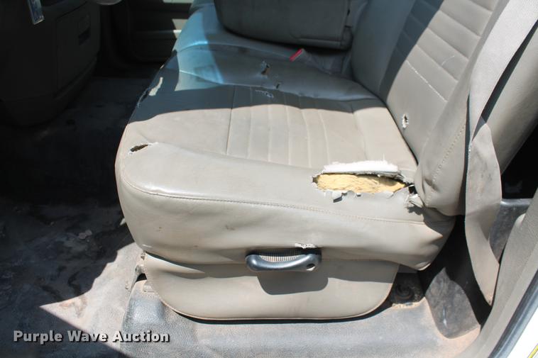 image for item DD5296 2008 Dodge Ram 4500HD bucket truck