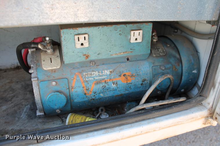 image for item DD5296 2008 Dodge Ram 4500HD bucket truck