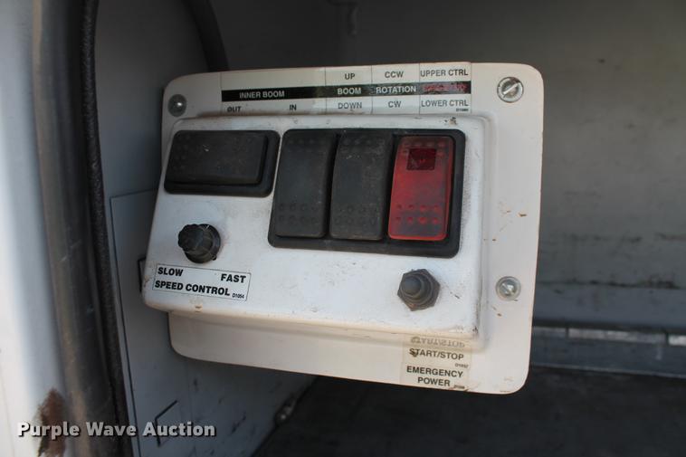 image for item DD5296 2008 Dodge Ram 4500HD bucket truck